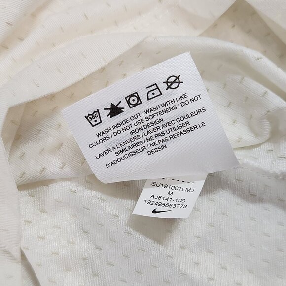 White Nike Mesh Running T-Shirt Womens Medium - Picture 12 of 12